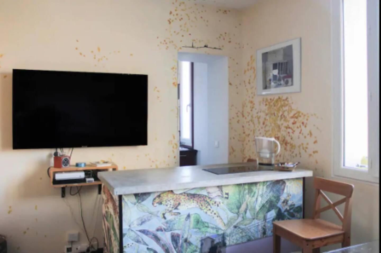 Appartement Deux Pieces Lumineux Et Sans Vis A Vis *