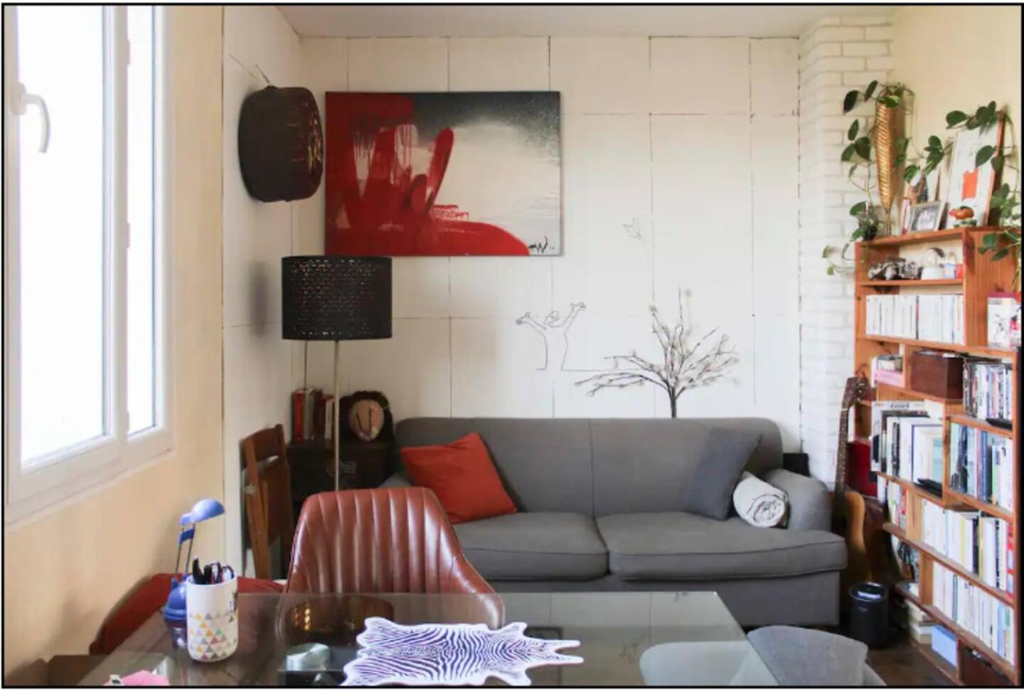 Appartement Deux Pieces Lumineux Et Sans Vis A Vis